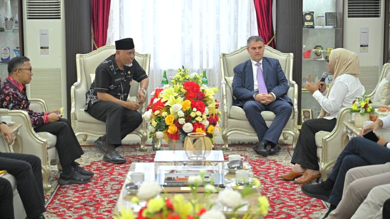 Kunjungi Sumbar, Dubes Rumania dan Gubernur Bahas Sejumlah Kerjasama