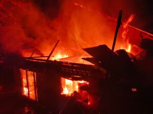 Satu Unit Rumah Dilalap Si Jago Merah di Anduring