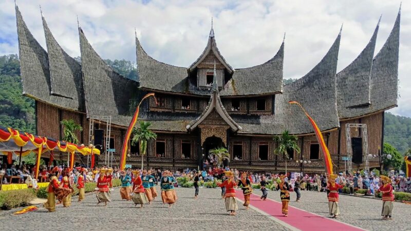 Narasi Kehidupan di Festival Pesona Minangkabau