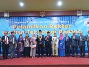 Gantikan Hendri Nofrianto, Ade Indra Resmi Dilantik jadi Rektor ITP Periode 2025-2029