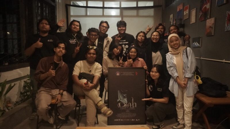Mahasiswa Institut Seni Indonesia (ISI) Padang Panjang menyelenggarakan pemutaran film tugas akhir di Rumah Syarikat, Bukittinggi