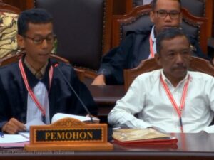 Kuasa Hukum pasangan calon (paslon) bupati dan wakil bupati Pasaman nomor urut 02, Mara Ondak dan Desrizal menilai kemenangan pasangan