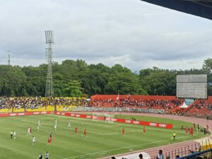 Semen Padang berhasil unggul 1-0 atas Bali United pada babak pertama pekan 19 BRI Liga 1 2024/2025, Senin (20/1/2025). Pertandingan