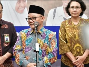 PPDB kini berganti menjadi Sistem Penerimaan Murid Baru (SPMB). Menteri Pendidikan Dasar dan Menengah (Mendikdasmen), Abdul Mu'ti pun
