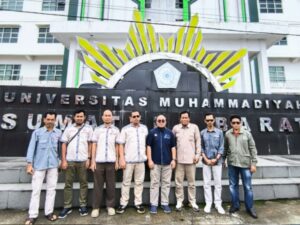 Fakultas Teknik Universitas Muhammadiyah (UM) Sumatera Barat menerima kunjungan Universitas Abdurrab (Univrab) dan UTHM,
