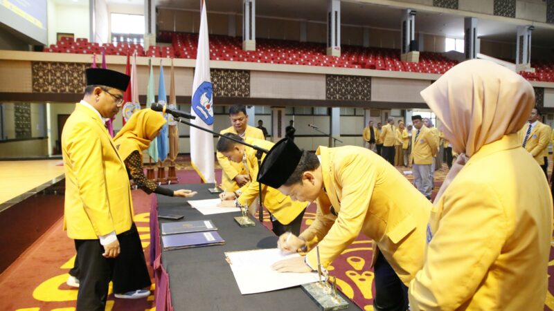 Rektor UNP Lakukan Perubahan SOTK dan Lantik Sejumlah Pejabat
