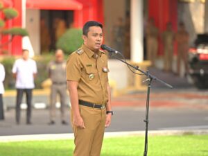 Wagub Sumbar Vasco Ruseimy Pimpin Apel Pagi Perdana, Menpora Dito: Bangga Gue