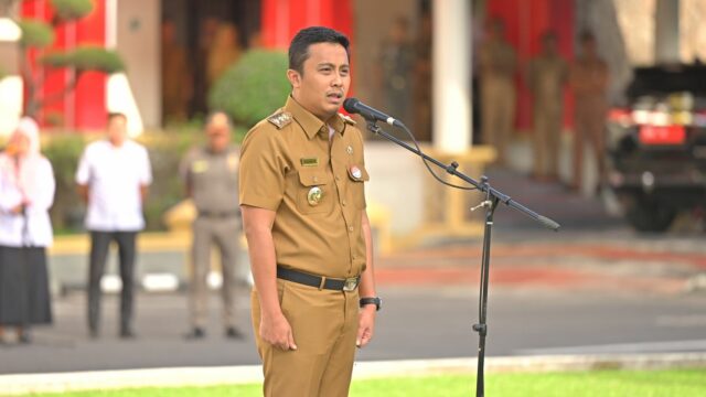 Wagub Sumbar Vasco Ruseimy Pimpin Apel Pagi Perdana, Menpora Dito: Bangga Gue