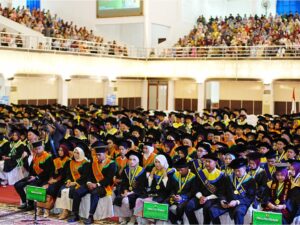 Wisuda Pertama 2025, UNAND Luluskan 1.143 Wisudawan