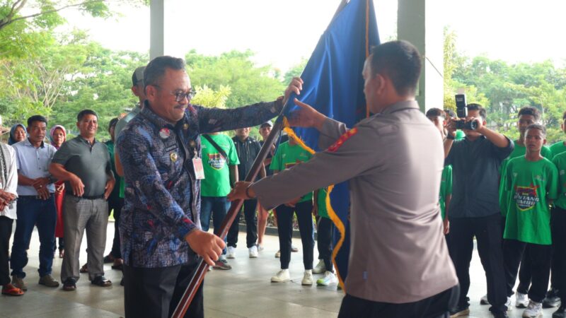 Pj Wako Payakumbuh Lepas Kontingen SSB Bintang Timur ke Piala Soeratin U-13