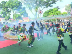 Pawai Cap Gomeh Meriahkan Festival Siti Nurbaya 2025