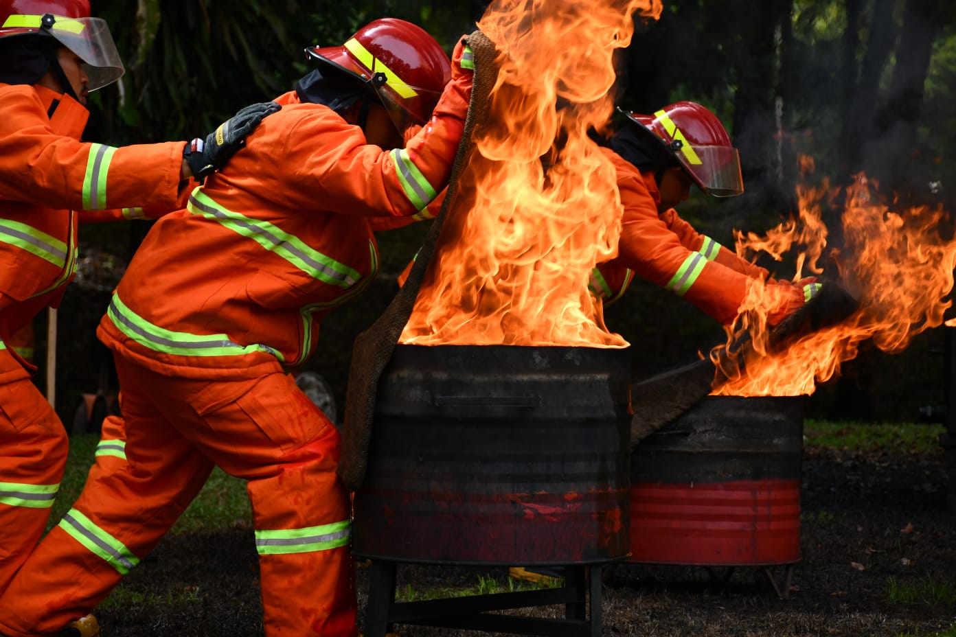 SHE Challenge SIG Tahun 2025, 8 Tim Bersaing di Fire Ground PT Semen Padang