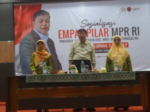 Sosialisasi 4 Pilar Bersama Aisyiah Sumbar, Anggota DPR Ingatkan Peran Pendidik di Rumah Tangga