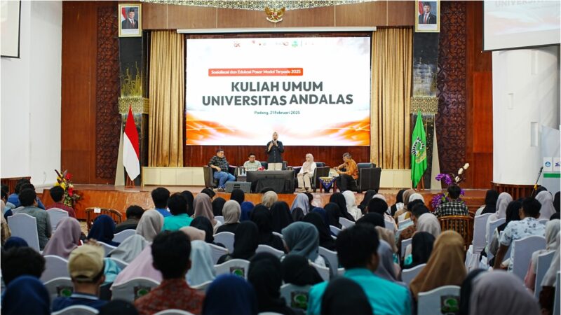 Kuliah Umum di UNAND, Komisioner OJK Ajak Mahasiswa Jadi Duta Pasar Modal