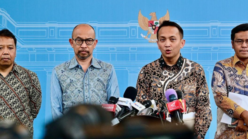 Temui Presiden, DEN Paparkan Dampak Kebijakan Trump Terhadap Ekonomi Indonesia