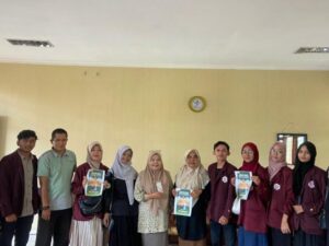 Ikatan Mahasiswa Tanah Datar dan Padang Panjang (Imatar) UIN Imam Bonjol Padang menggelar kegiatan Imatar Goes To School (IGTS)