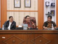 Kemenag menunjuk Lion Air untuk memberangkatkan jemaah haji embarkasi Padang pada tahun ini. Hal ini berbeda dengan musim haji tahun-tahun