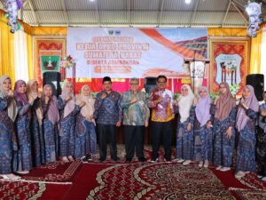 Ketua DPRD Sumbar Muhidi melakukan kunjungan kerja ke SMAN 3 Batusangkar. Dalam kunjungan itu, ia menyerap aspirasi sejumlah kepala sekolah