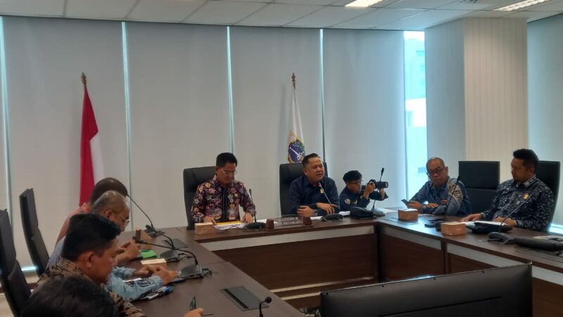 Komisi IV DPRD Sumbar pelajari penyelenggaraan sistem angkutan umum massal BRT saat studi komparatif ke Dinas Perhubungan Dishub DKJ