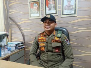 Sebanyak 30 orang yang tergabung dalam Perkumpulan Antar Pedagang (Perkap) Nusantara datangi Mako Satpol PP Padang usai