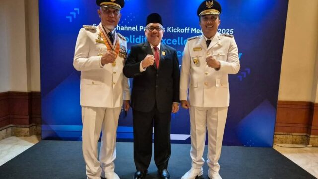 Ketua DPRD Sumbar Muhidi secara kelembagaan mengucapkan selamat atas dilantiknya Mahyeldi Ansharullah dan Vasko Ruseimy sebagai Gubernur