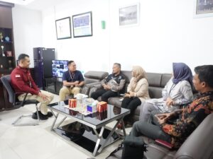 Kepala Ombudsman RI Perwakilan Sumatra Barat, Adel Wahidi meminta BPJS Kesehatan tuntaskan penyelesaian sengketa pending claim BPJS Kesehatan