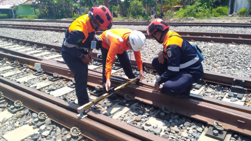 Wujudkan SDM Profesional, KAI Sumbar Sertifikasi 132 Pegawai Selama 2024