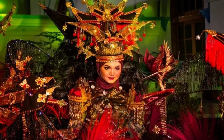 Kemenpar mengumumkan 110 Karisma Event Nusantara (KEN) 2025. Sebanyak sembilan KEN 2025 tersebut berasal dari Sumatra Barat (Sumbar).