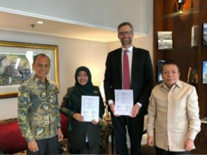 UIN Imam Bonjol Padang menjalin kerja sama dengan Hartford International University (HIU) for Religion and Peace, Amerika Serikat