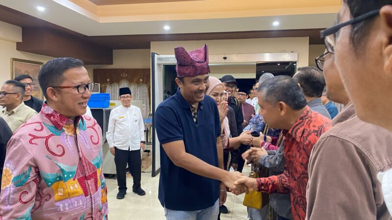 Pulang ke Sumbar Usai Pelantikan, Wagub Vasko Disambut Puluhan Kepala OPD