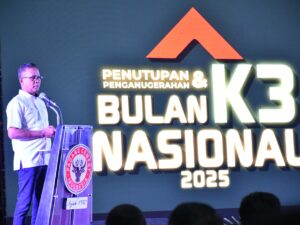 Semen Padang Gelar Seminar di Puncak Bulan K3 Nasional