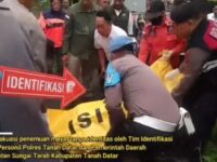 Polisi membeberkan hasil autopsi jenazah Cinta Novita Sari Mista (15). Cinta siswi tsanawiyah tewas ditemukan dalam karung di Tanah Datar,