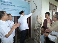 Bersama PLN dan BINDA Sumbar, Gubernur Mahyeldi Resmikan Penyalaan Listrik Gratis bagi Masyarakat Tanjung Barulak