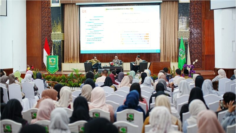FEB UNAND Bahas Tantangan dan Peluang Sektor Keuangan Indonesia 2025