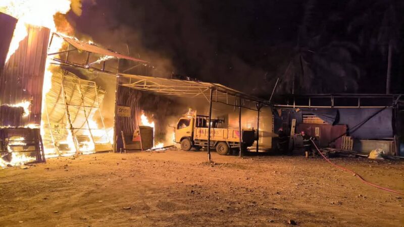 2 Kebakaran Terjadi di Padang dalam Semalam, Kerugian Capai Rp5,1 Miliar