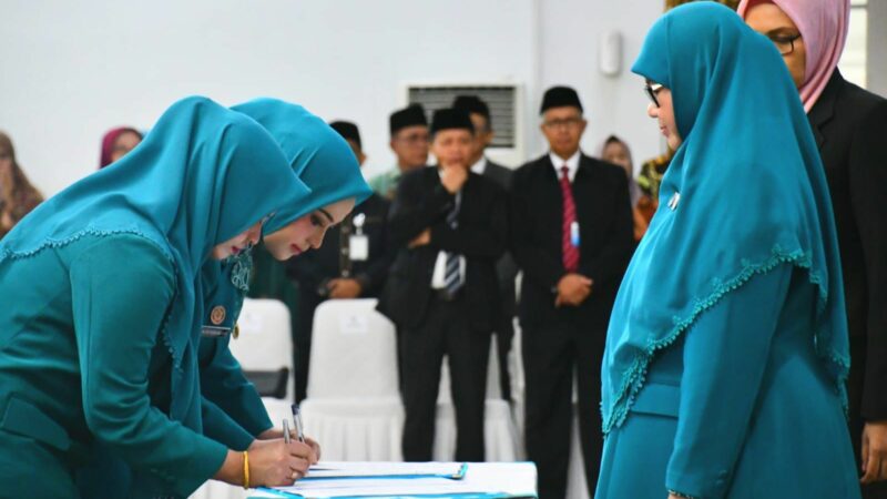 Ketua TP PKK Kota Padang Resmi Dilantik