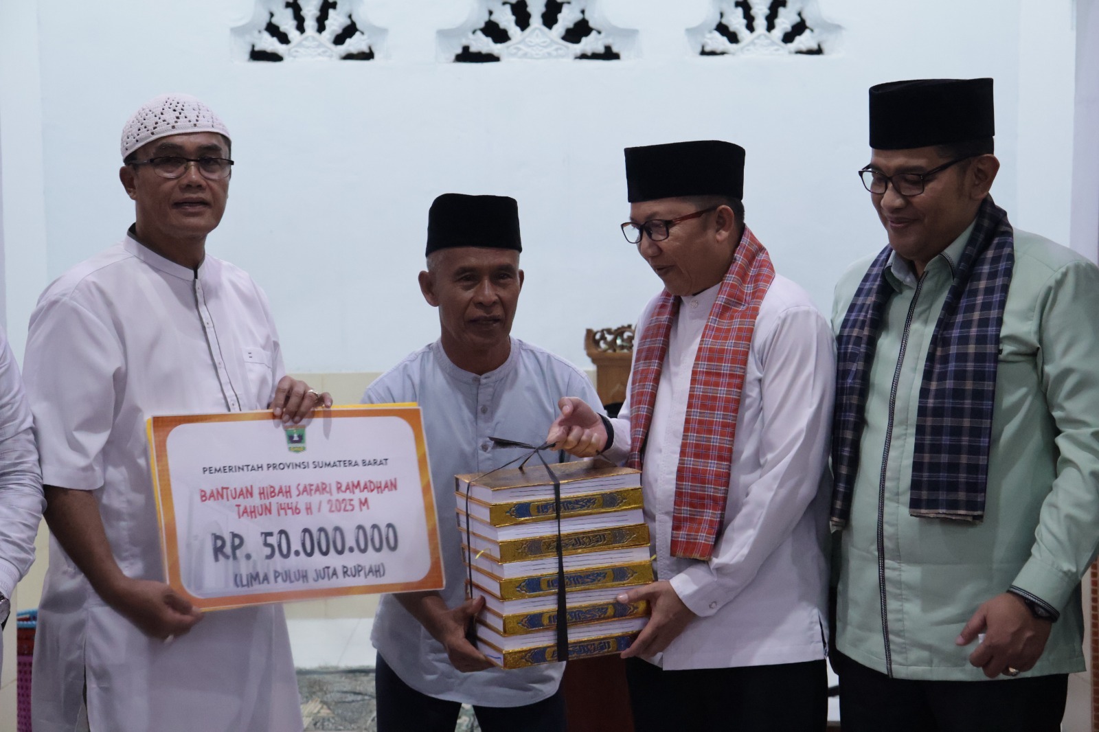 Sekda Payakumbuh Dampingi TSR Pemprov Kunjungi Masjid Amaliyah Tiakar