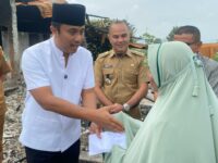 Wagub Vasko Berikan Bantuan Rp25 Juta untuk Keluarga Sarima Korban Kebakaran di Solok