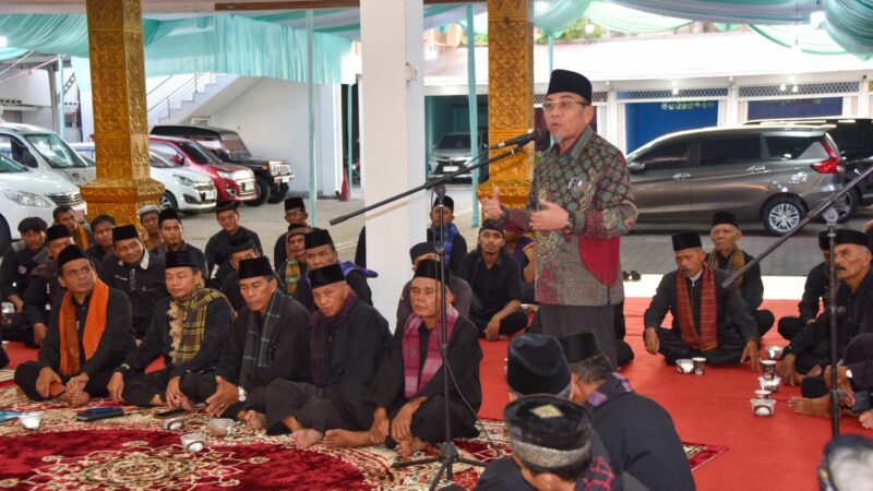 Buka Bersama PPSI Padang, Wawako Maigus: Pencak Silat Perlu jadi Bagian Kegiatan di Surau