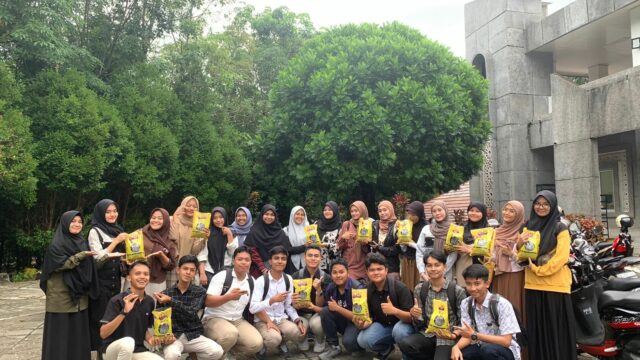 Mahasiswa UNAND Hidupkan Kembali Gerakan Peduli Kucing di Kampus