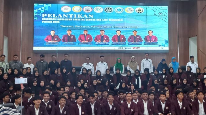 Pelantikan Organisasi Mahasiswa (Ormawa) Fakultas Dakwah dan Ilmu Komunikasi (FDIK) UIN Imam Bonjol Padang ditandai dengan