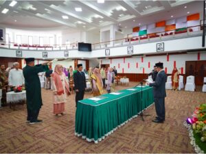 Lantik Wadek Faperta dan FK, Rektor UNAND Tekankan Inovasi di Tengah Efisiensi Anggaran