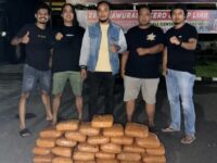 Tim Klewang Satreskrim Polresta Padang berhasil mengamankan 28 paket narkotika jenis ganja kering yang terbungkus rapi dengan lakban