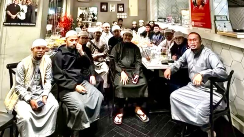 Wakil Ketua Komisi VI DPR Andre Rosiade bertemu mahasiswa asal Sumatra Barat (Sumbar) yang kuliah di Universitas Islam Madinah (UIM)