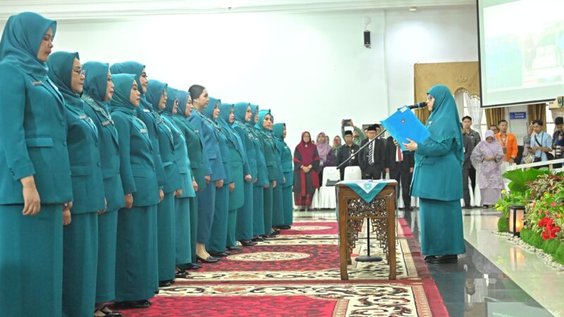 Pengukuhan Ketua TP PKK Kabupaten dan Kota, Ketua TP PKK Sumbar Harneli Mahyeldi Tekankan 4 Arahan
