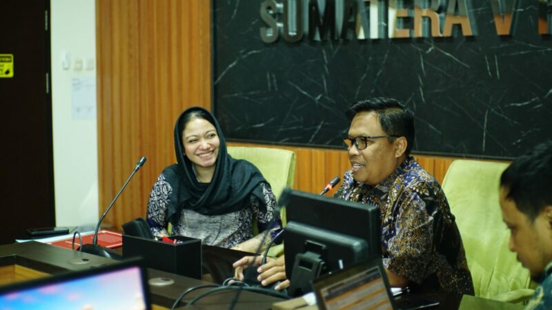 Bupati Dharmasraya, Annisa Suci Ramadhani melakukan koordinasi dengan Kepala Balai Wilayah Sungai Sumatera (BWSS) V,