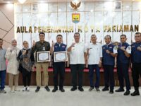 Berkontribusi dalam Pengelolaan Sampah, KAI Divre II Sumbar Terima Piagam Penghargaan dari Pemko Pariaman