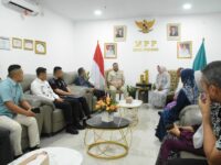 Kunjungi MPP Padang, Fadly Amran Minta Pastikan Pelayanan Berjalan dengan Baik