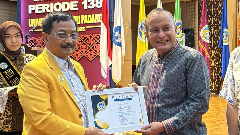 Direktur Semen Padang Bocorkan Tips Jitu Membuat CV Agar Mudah Diterima Kerja