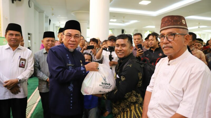 Program Ramadan Berbagi, Baznas Padang Salurkan 30.000 Paket Sembako